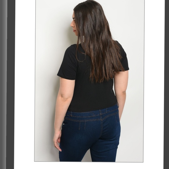 💗HOST PICK💗💋BLACK "ROMANTIC" PRINT PLUS SIZE - Picture 3 of 4